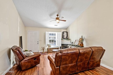 Welcome to easy, single-story living in the heart of Mossy Oaks - photo 8