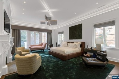 Set in one of Alpine's most prestigious enclaves just 8 miles - photo 20