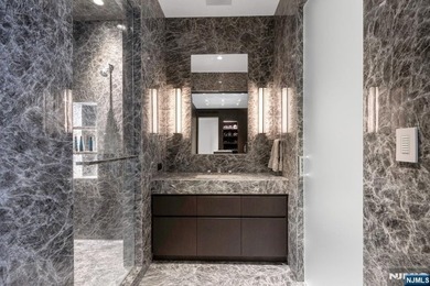 Set in one of Alpine's most prestigious enclaves just 8 miles - photo 21