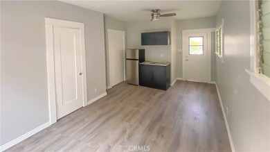 4124 E Broadway presents a rare opportunity to acquire a - photo 26