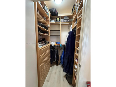 UNFURNISHED AND SPACIOUS THESE 3 BEDS 3 FULL BATHS. CONDO OFFERS