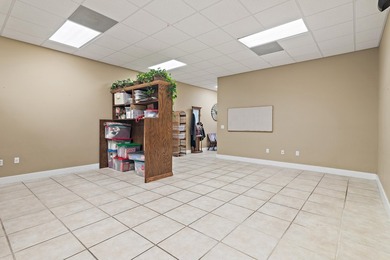 Rare and sought after live/work opportunity in the heart of - photo 8
