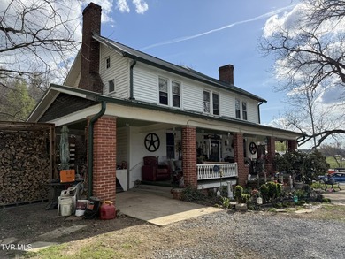 Welcome to the Historic Hilldale Farm, a remarkable Greene - photo 7