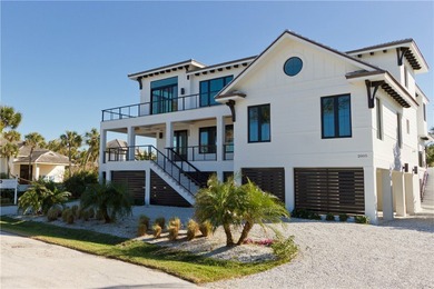 This newly completed coastal retreat offers a rare architectural - photo 1