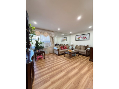 Welcome to this bright and spacious 3-bedroom, 1-bath co-op in - photo 10