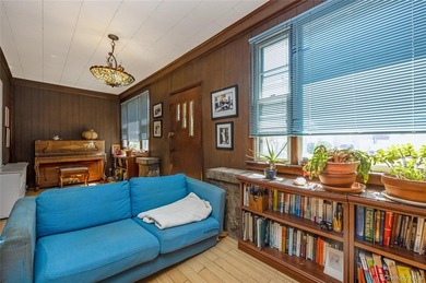 Welcome home to this charming 4 bedroom cape in the heart of - photo 5