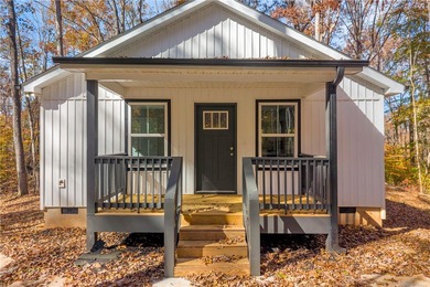 Lake Hartwell Home Active Under Contract in Westminster South Carolina