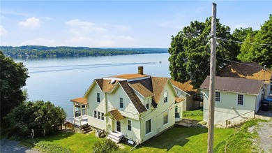 THE GABLES - Charming Victorian 1880 Keuka Lake year round home - photo 3