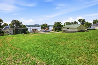 THE GABLES - Charming Victorian 1880 Keuka Lake year round home - photo 4