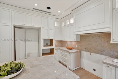 Exceptional residence perfectly situated just minutes from South - photo 12