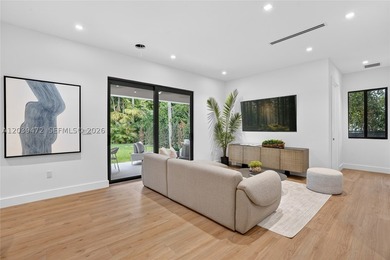 Exceptional residence perfectly situated just minutes from South - photo 15