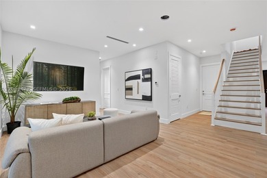 Exceptional residence perfectly situated just minutes from South - photo 16