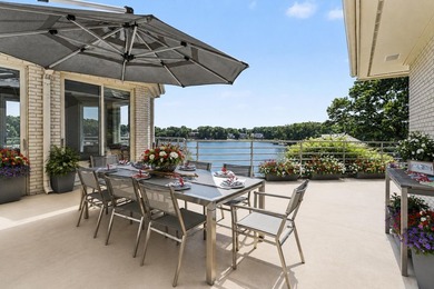 Step into unparalleled luxury with this exclusive estate, on a 3 - photo 17