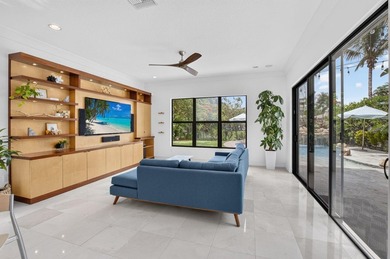 Welcome to this stunning waterfront cul-de-sac single-family - photo 28