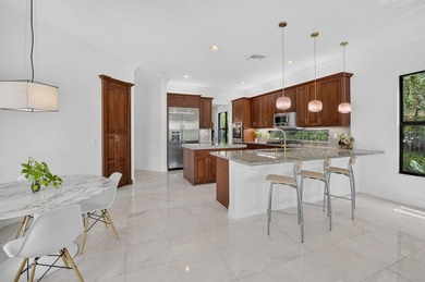 Welcome to this stunning waterfront cul-de-sac single-family - photo 34