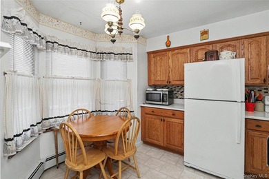 Welcome to this well-located 2-bedroom, 1.5 bath condo offering - photo 4