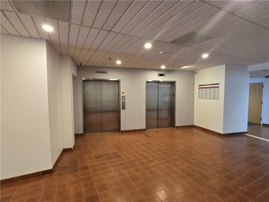 This Building is one of the high quality Business Buildings on - photo 6