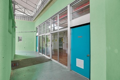 SELLER FINANCING $500,000 down payment, 6% interest rate, 5-year - photo 11