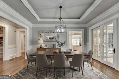 Welcome to this exquisite 5 BED / 6.5 BATH LUXURY ESTATE, with - photo 15