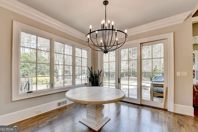 Welcome to this exquisite 5 BED / 6.5 BATH LUXURY ESTATE, with - photo 24