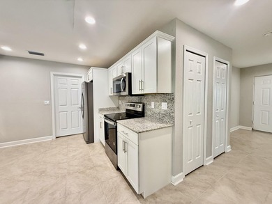 Rare to find new CBS home, Metal Roof, Bright Split floor plan - photo 31