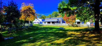 10.22 acres charming equine farm located right on Newtown bridle - photo 3