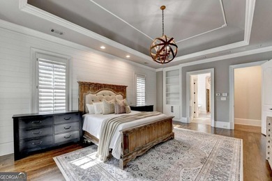 Welcome to this exquisite 5 BED / 6.5 BATH LUXURY ESTATE, with - photo 33
