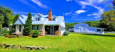10.22 acres charming equine farm located right on Newtown bridle - photo 4
