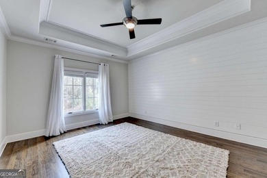 Welcome to this exquisite 5 BED / 6.5 BATH LUXURY ESTATE, with - photo 44