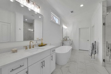LUXURY, LIFESTYLE, VALUE! Welcome to an extraordinary - photo 6