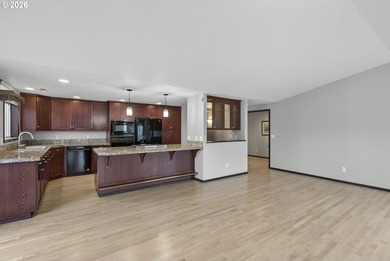 Rare single-level home in Whipple Creek II offering 1,793 sq ft - photo 9
