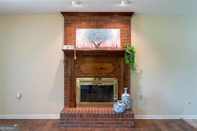 Welcome home to 133 English St, where pristine condition meets - photo 6