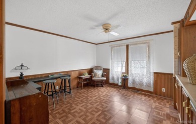 Tucked away in Calverton Meadows, a private setting within a - photo 11