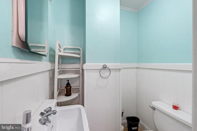 Welcome to 2241 Spruce St, a charming 1925 Craftsman Colonial - photo 19