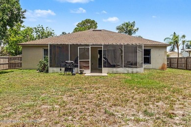 Welcome home to this beautifully maintained 3-bedroom, 2-bath - photo 24