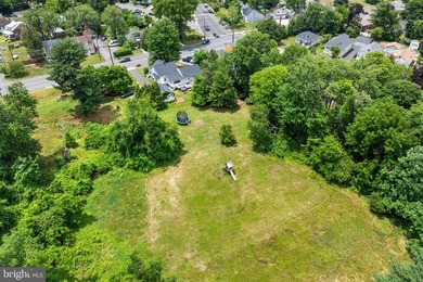 Welcome to 2241 Spruce St, a charming 1925 Craftsman Colonial - photo 32