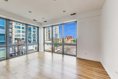 Beautiful, updated corner 2br/2ba condo approx 1200 sq ft. in - photo 3