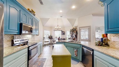 This spacious 3-bedroom, 2-bathroom home offers a harmonious - photo 7