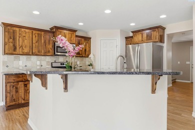 Nestled in the highly sought-after Badger Mountain Village - photo 10