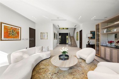 Discover contemporary luxury in this brand-new tranquil Miami - photo 12