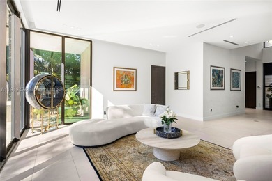 Discover contemporary luxury in this brand-new tranquil Miami - photo 14