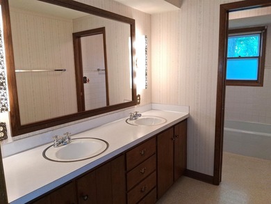 Welcome to 1232 Driftwood Drive-a cherished, one-owner custom - photo 16