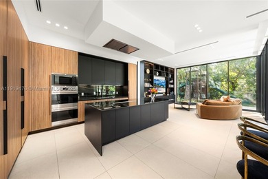 Discover contemporary luxury in this brand-new tranquil Miami - photo 18