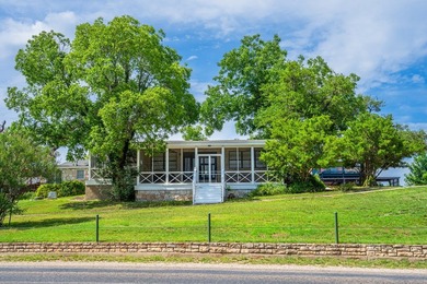 A Picturesque Estate on the Guadalupe River! Nestled near Hunt - photo 23