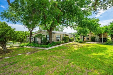 A Picturesque Estate on the Guadalupe River! Nestled near Hunt - photo 25