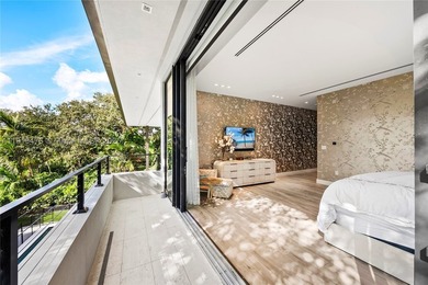 Discover contemporary luxury in this brand-new tranquil Miami - photo 27
