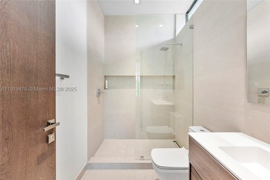 Discover contemporary luxury in this brand-new tranquil Miami - photo 33