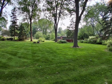 Welcome to 1232 Driftwood Drive-a cherished, one-owner custom - photo 36