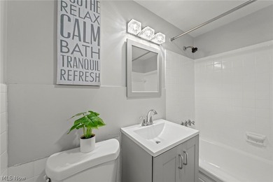 Spacious efficiency unit with ample closet space in a prime - photo 10