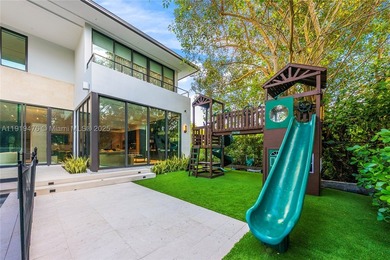 Discover contemporary luxury in this brand-new tranquil Miami - photo 50